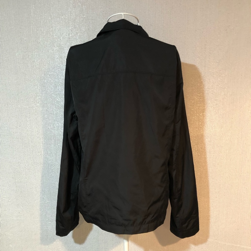 Gap Lightweight Windbreaker Rain Jacket - image 4